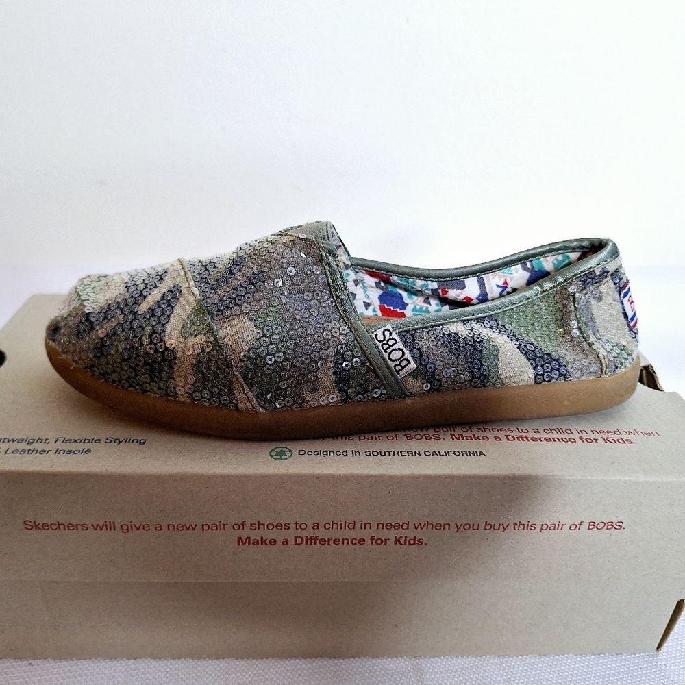 Bob by Skechers "Bob in Bling" Two pairs of sequence flats size 6 1/2. (Con202). - Picture 11 of 14